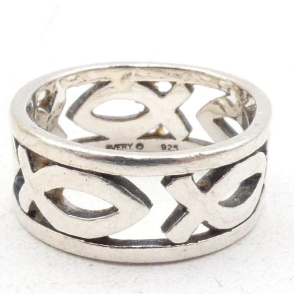 James Avery Retired Ichthus Eternity Band Ring